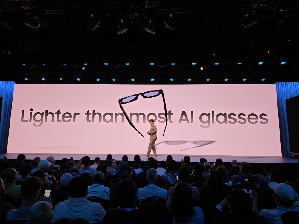 Intelligent Eyewear Feature Story 2 e1785483795799